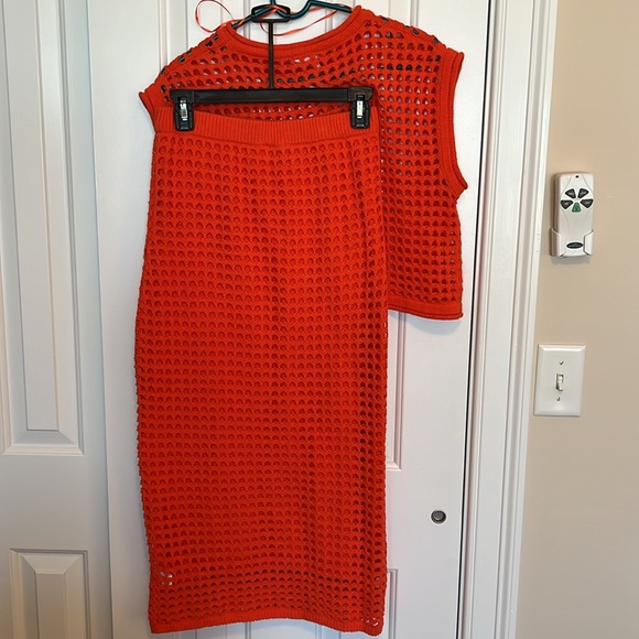 Bobbles & Lace 2 Piece Sweater Skirt Set, Size M. - Picture 8 of 8